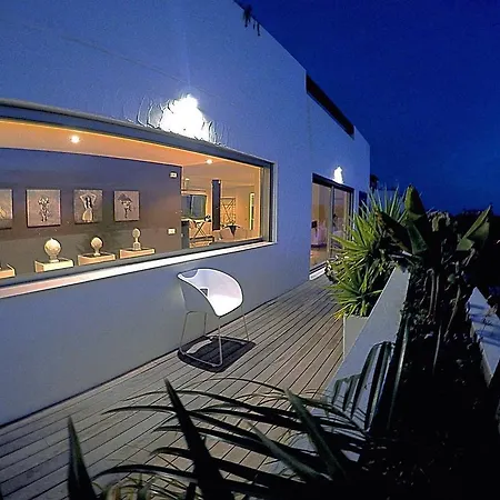 Select Suites Benahavis *