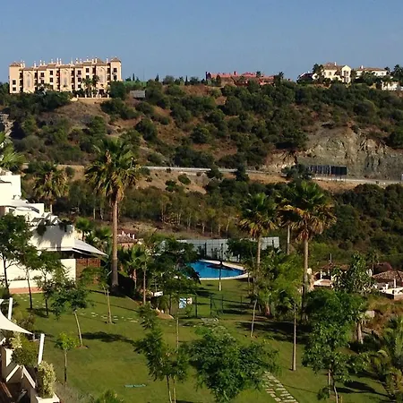 Select Suites Benahavis *